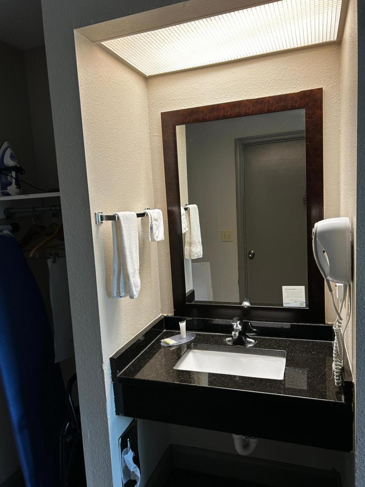 Days Inn By Wyndham Dahlonega University Area Kültér fotó