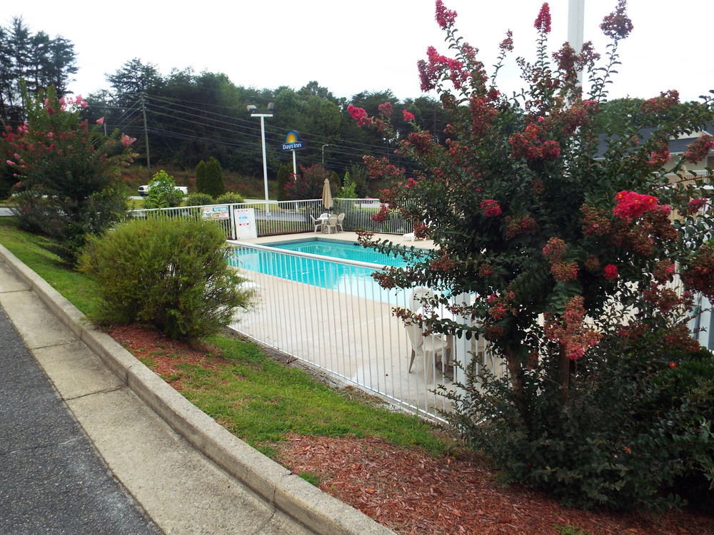 Days Inn By Wyndham Dahlonega University Area Kültér fotó